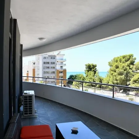 As דורס